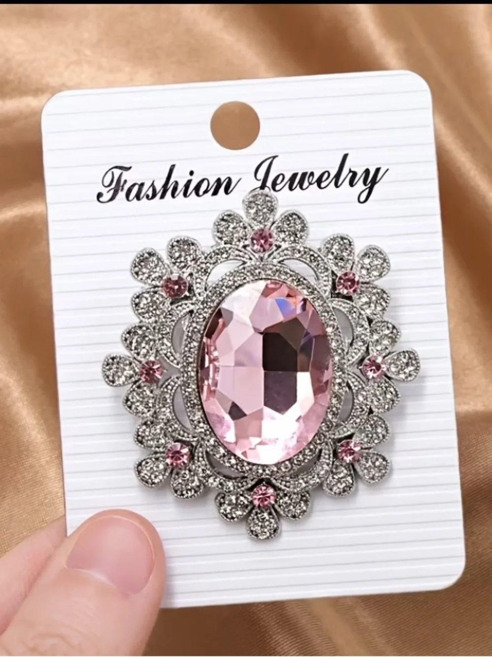New 1 PC Fashion Jewelry Oval Crystal Brooch